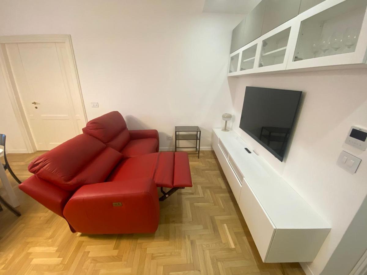 Colosseum Rome Guest House Luil Bagian luar foto