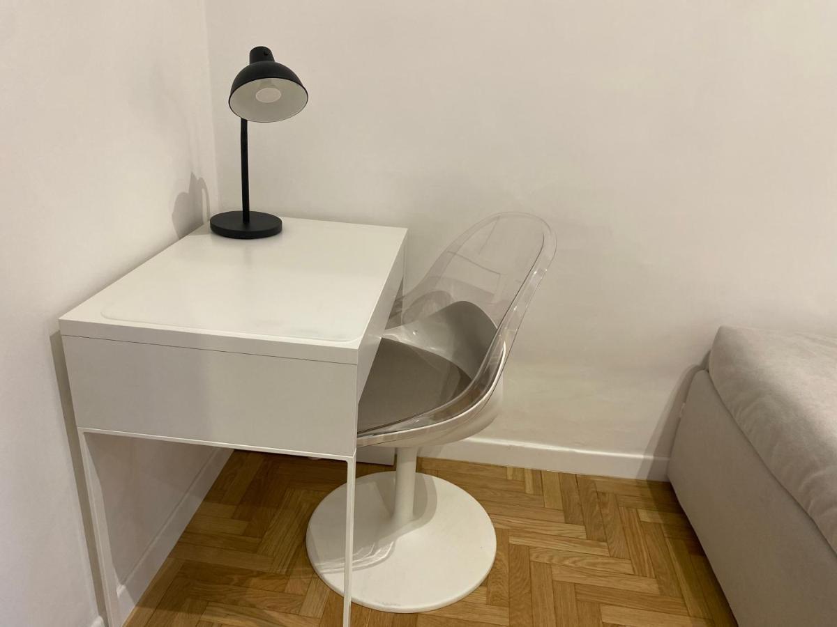 Colosseum Rome Guest House Luil Bagian luar foto