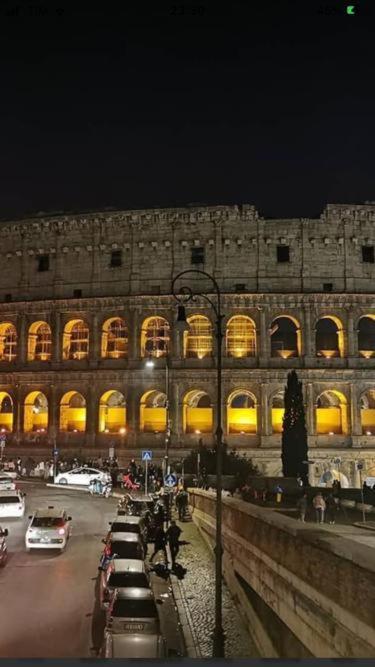 Colosseum Rome Guest House Luil Bagian luar foto