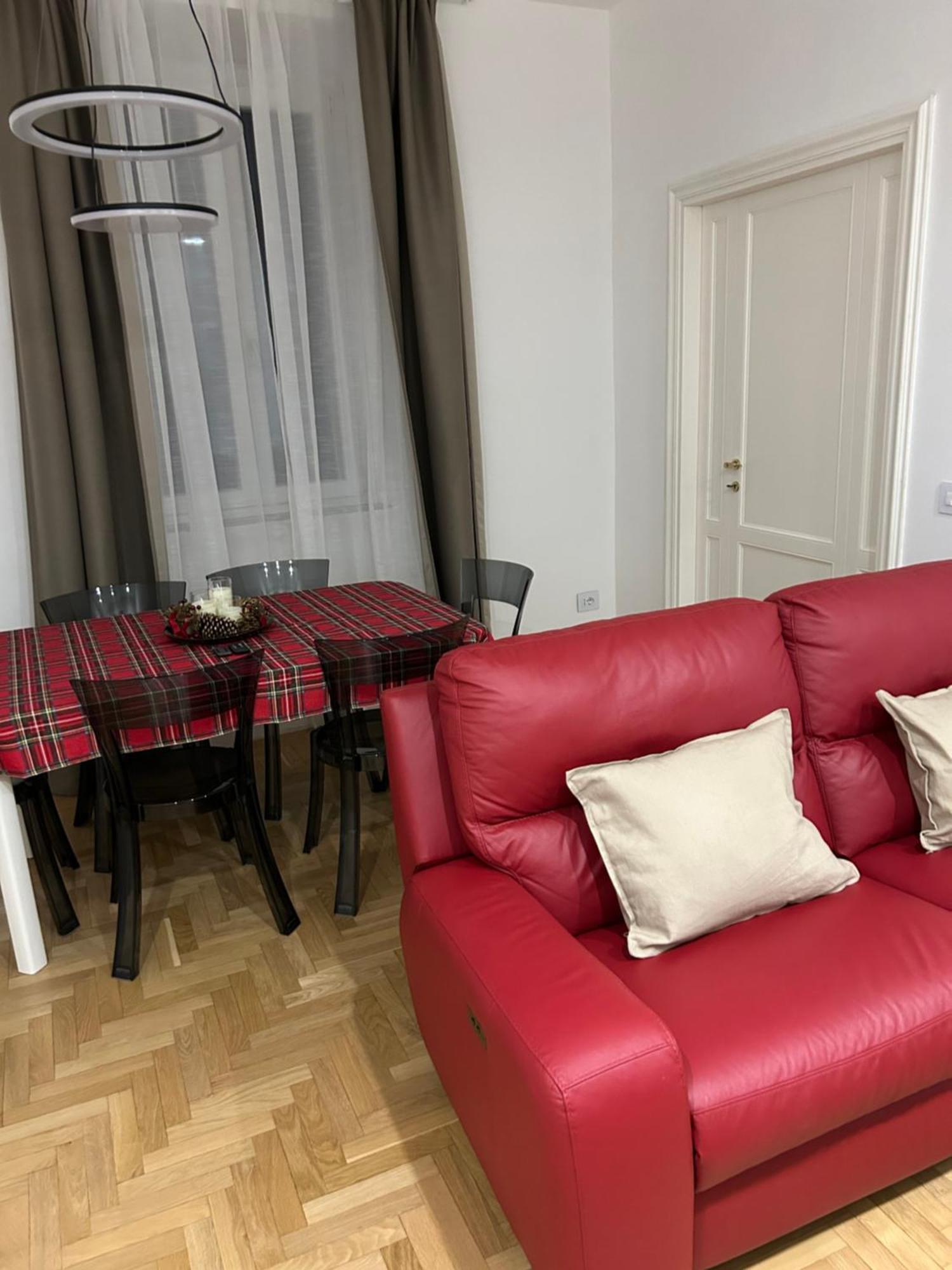 Colosseum Rome Guest House Luil Bagian luar foto